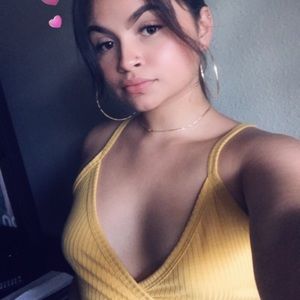 Meet your Posher, Nicole